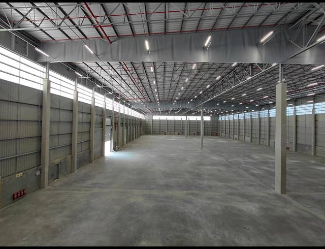 6,700M² WAREHOUSE TO LET IN BREDELL